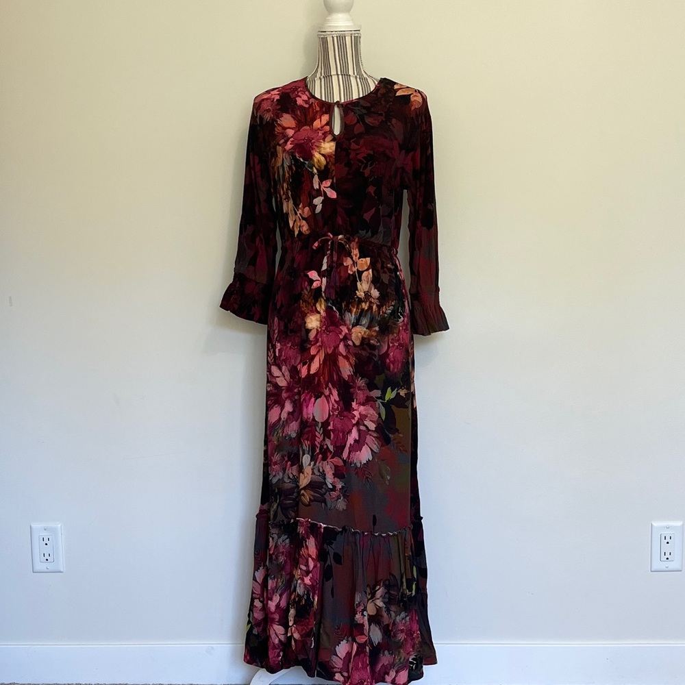 Soft Surroundings • Burgundy Floral Long Sleeve Dress